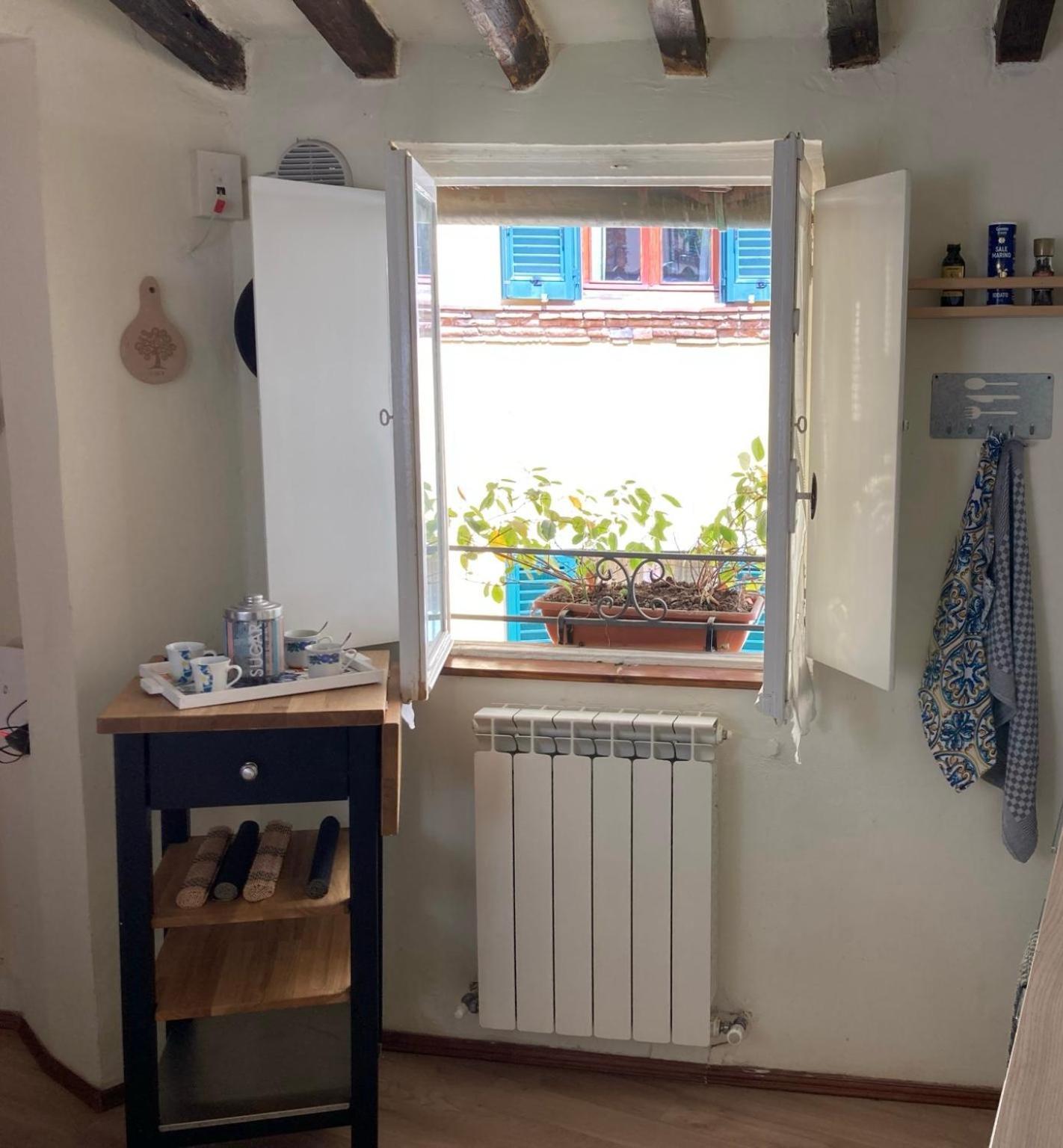 Dimora Leonardo. Centro Storico. Apartamento Lucca Exterior foto
